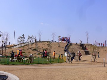 🏞️ 이시카와 강변공원 별의 광장(이시카와카센코엔 호시노히로바) 이미지 2